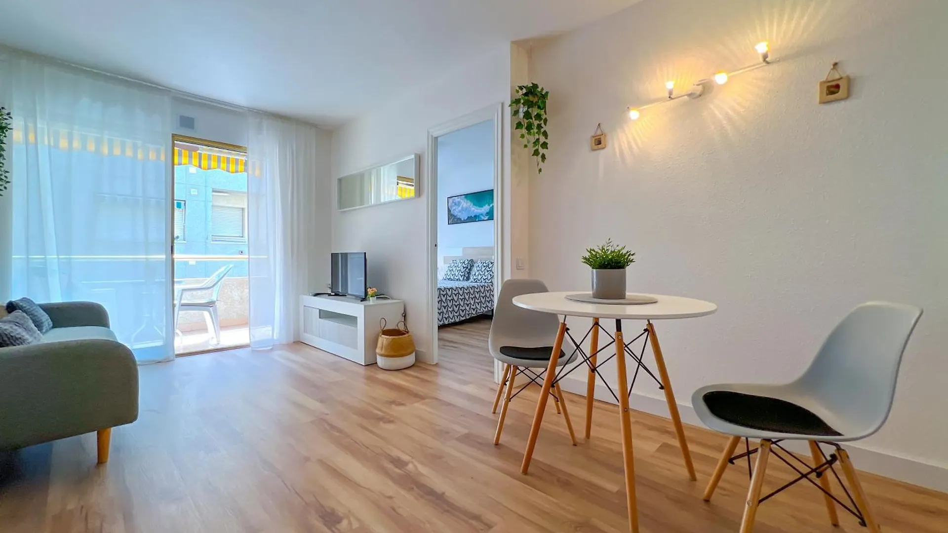 Apartment Ferienwohnung Vivalidays Vianka - Pineda De Mar