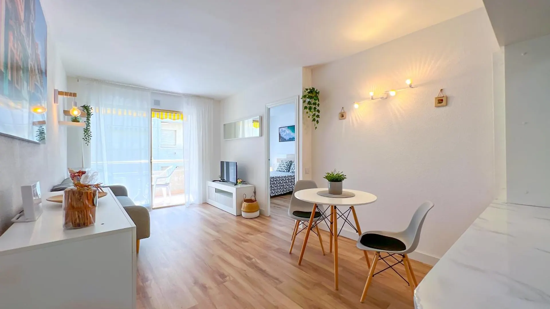 Ferienwohnung Vivalidays Vianka - Pineda De Mar